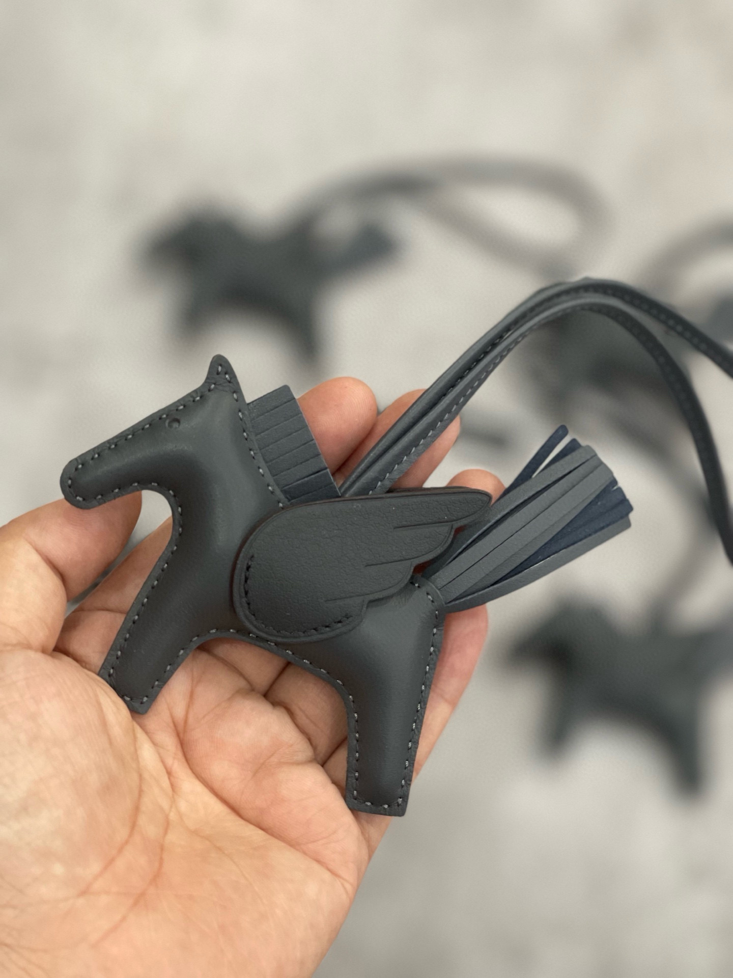 에르메스 Hermes Rodeo Charm Milo and Swift 0360279L58P Haze blue