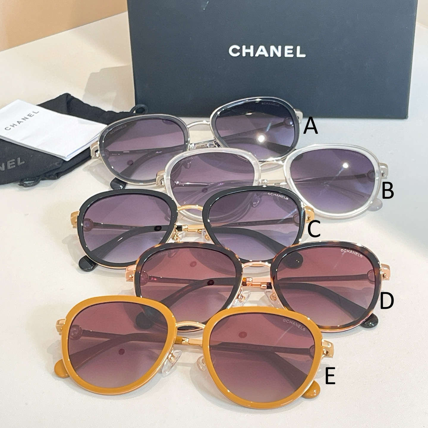 샤넬 Chanel 2220 57口16-142