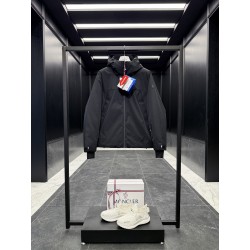 몽클레어 Moncler Grenoble 다운재킷