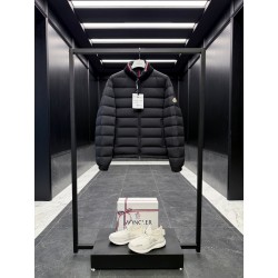 몽클레어 Moncler Brendann   다운재킷