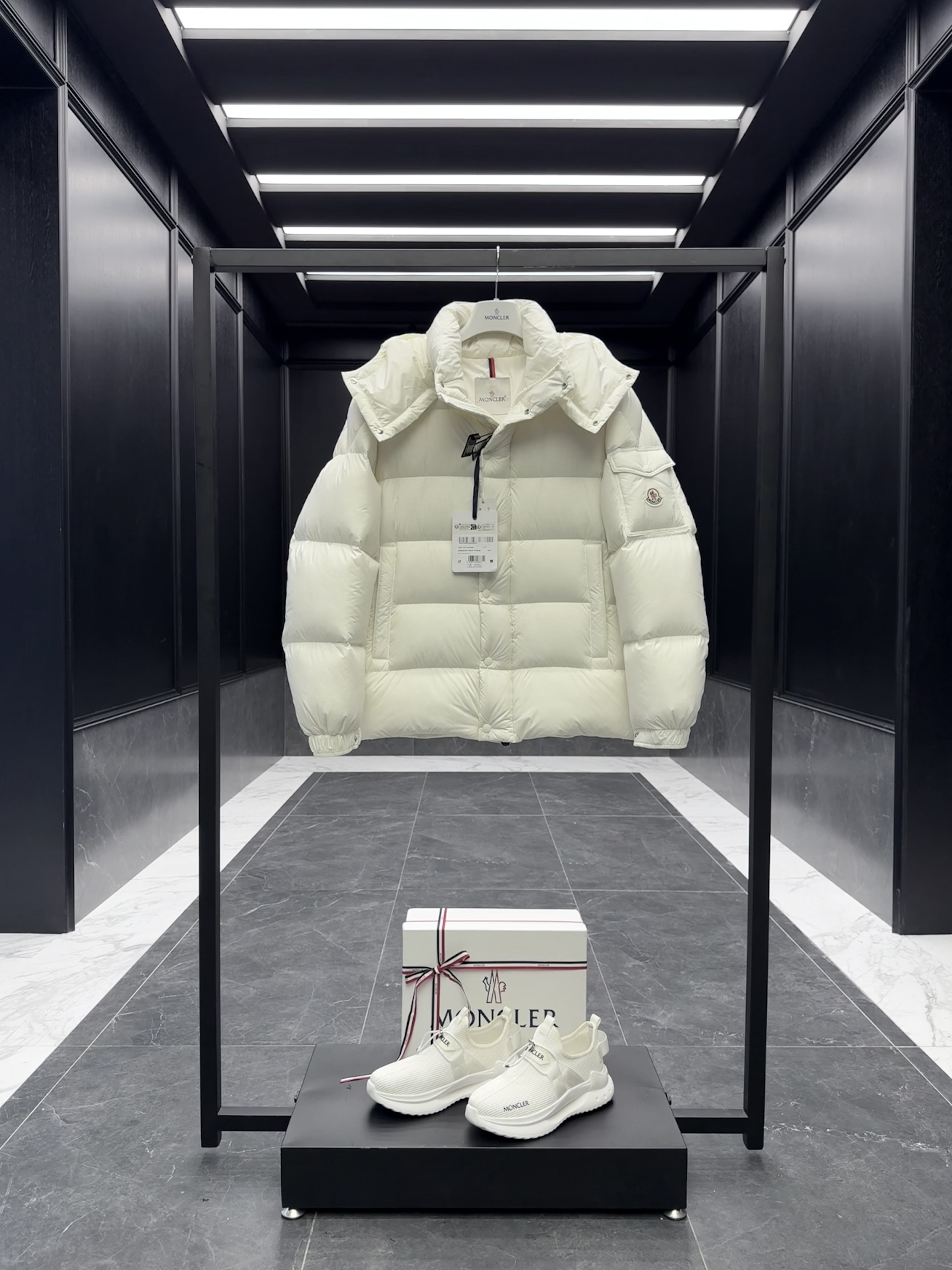 몽클레어 Moncler Maya70 마야 패딩。
