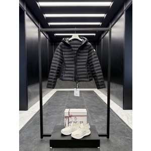 몽클레어 Moncler Ige 다운재킷。