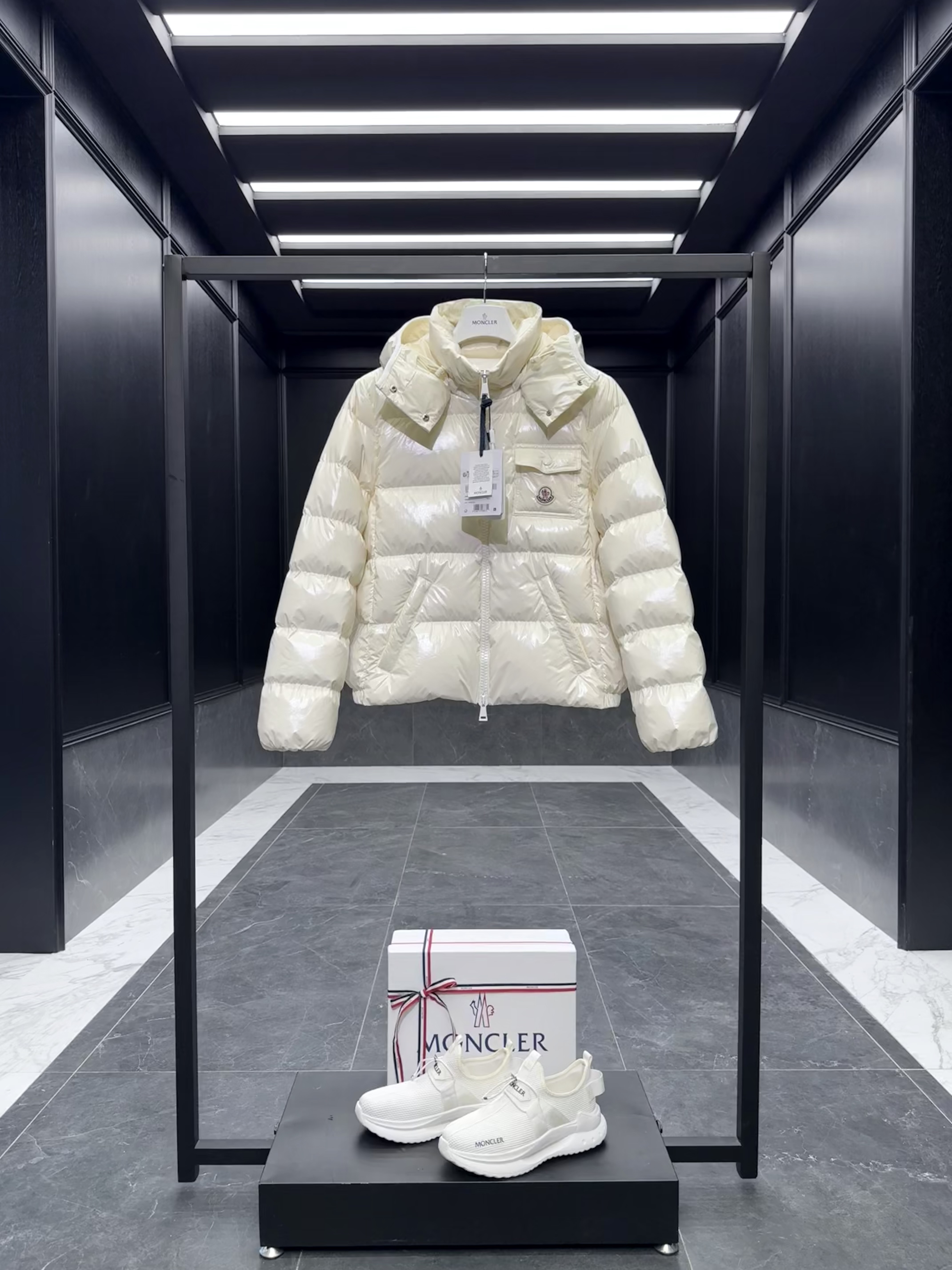 몽클레어 Moncler Andro 다운재킷