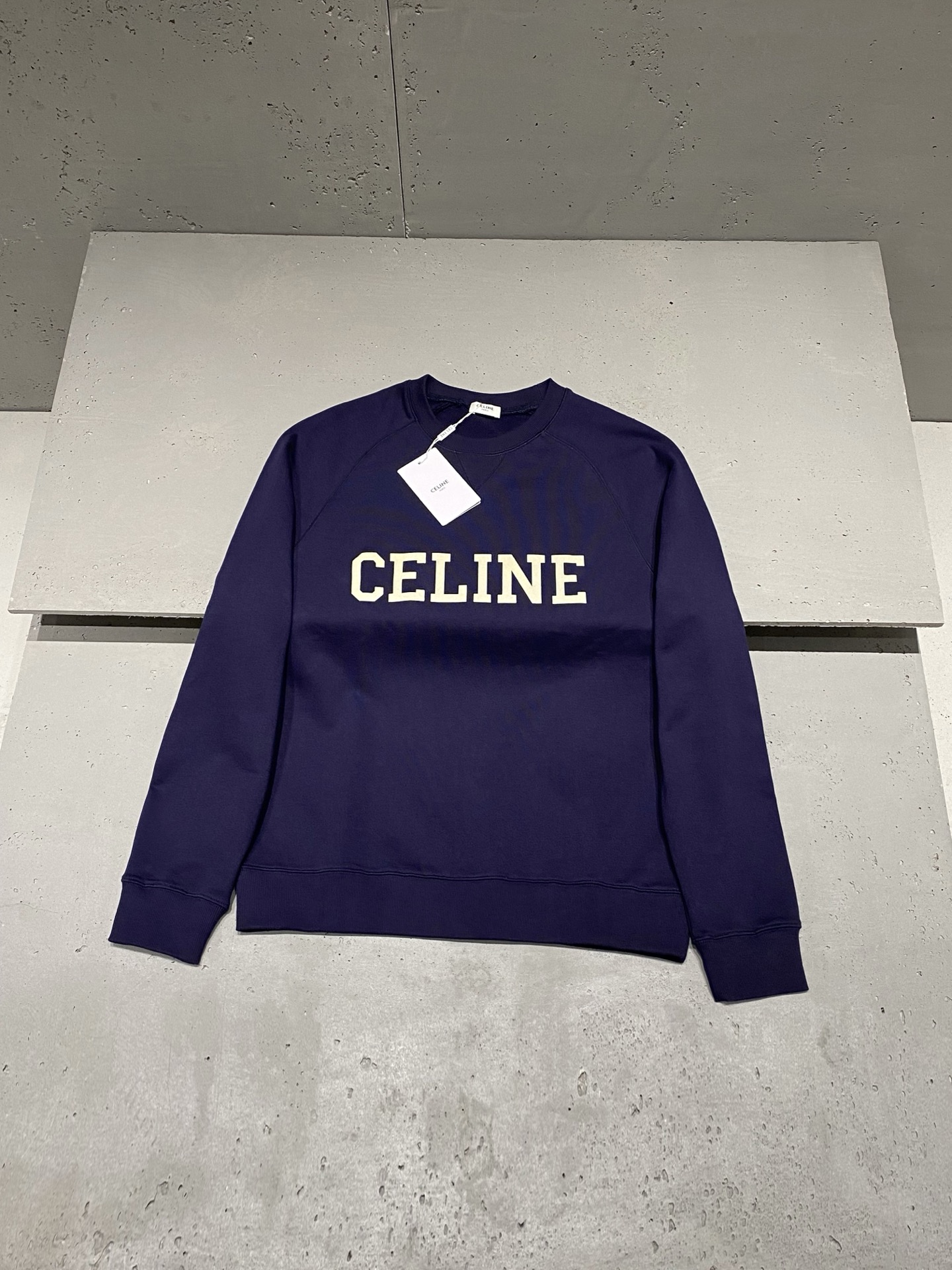 셀린느 CELINE 맨투맨