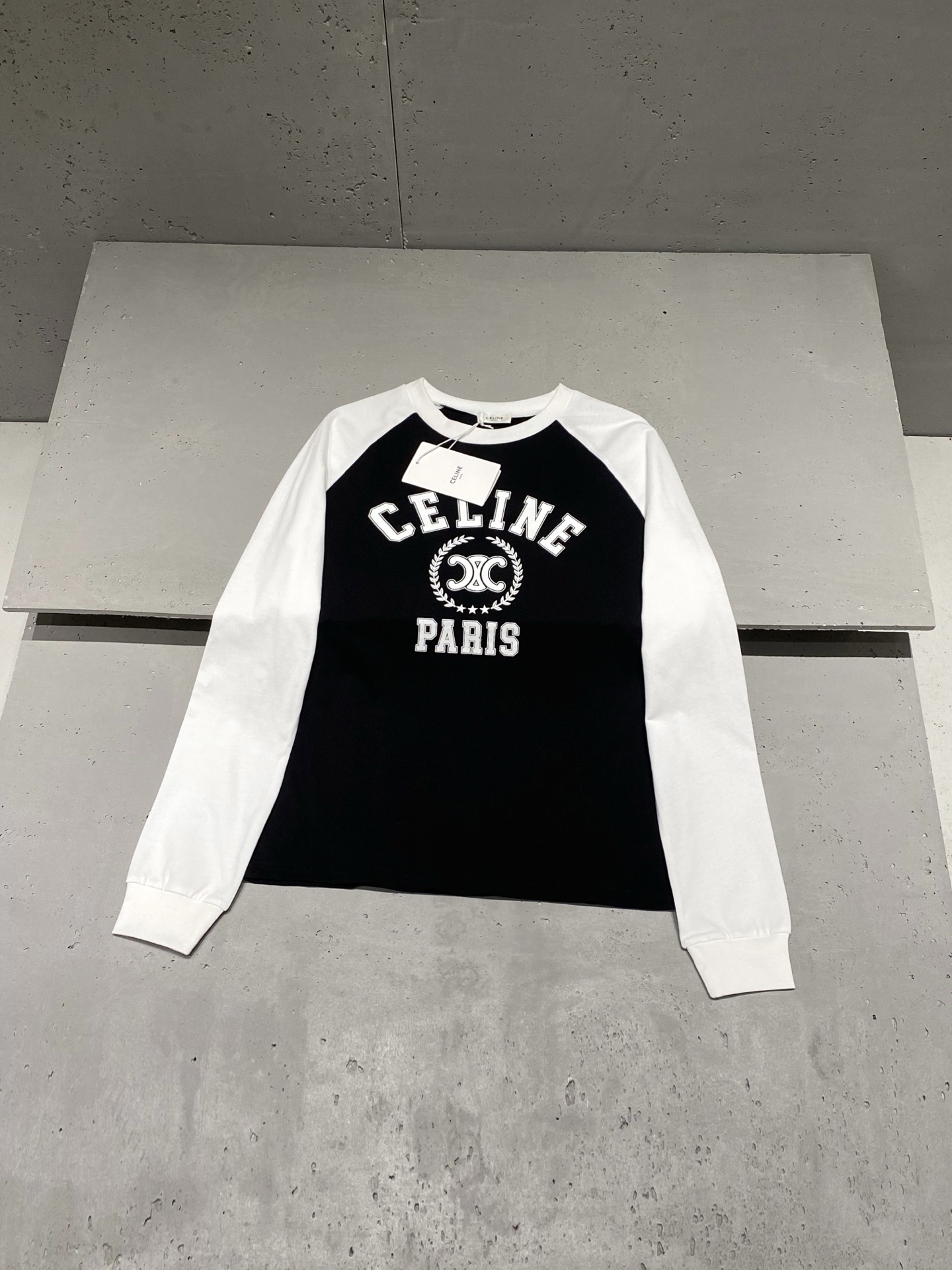 셀린느 CELINE 긴팔 티셔츠