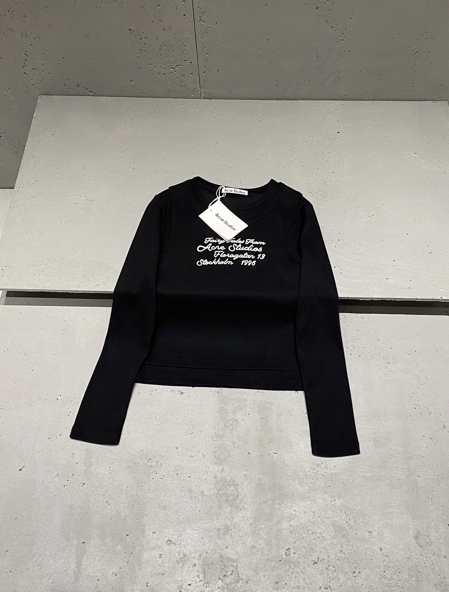 아크네 스튜디오 Acne Studios 긴팔 티셔츠