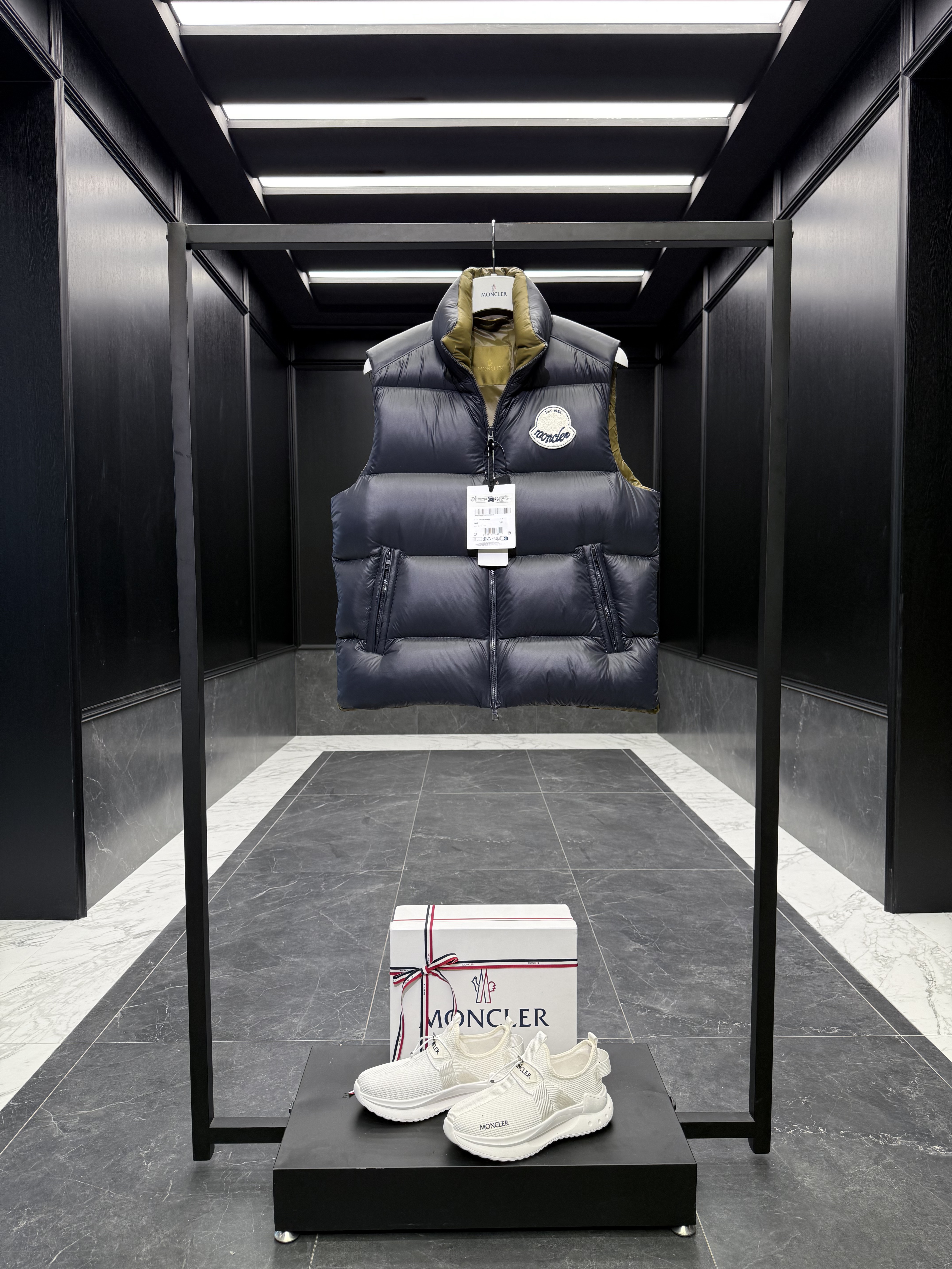 몽클레어 Moncler Lipsi 조끼 패딩