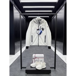 몽클레어 Moncler Grenoble 다운재킷