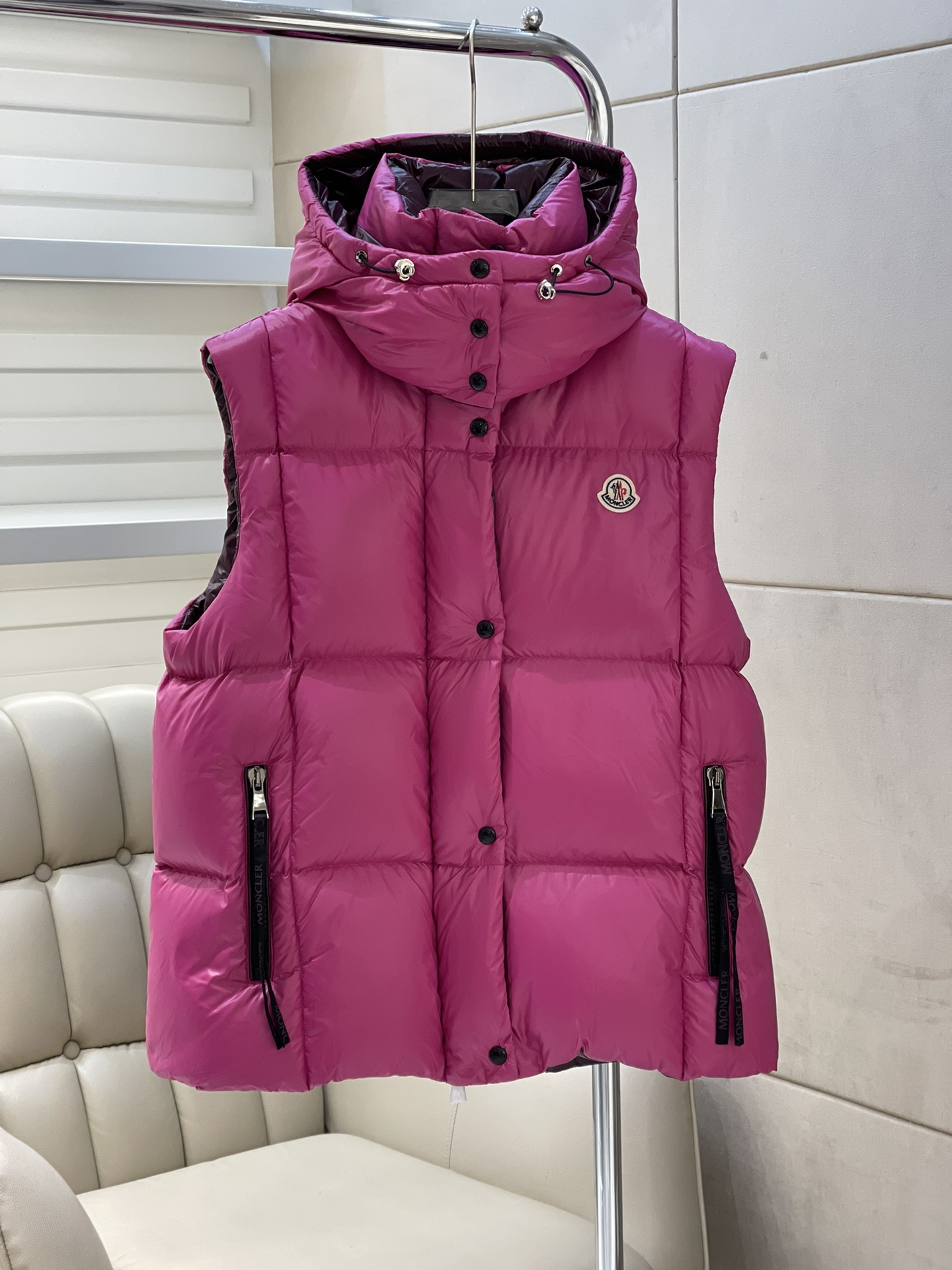 몽클레어 Moncler luzule  조끼 패딩