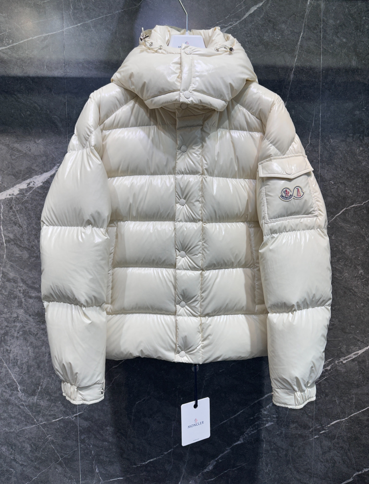 몽클레어 Moncler Maya70 마야 패딩。