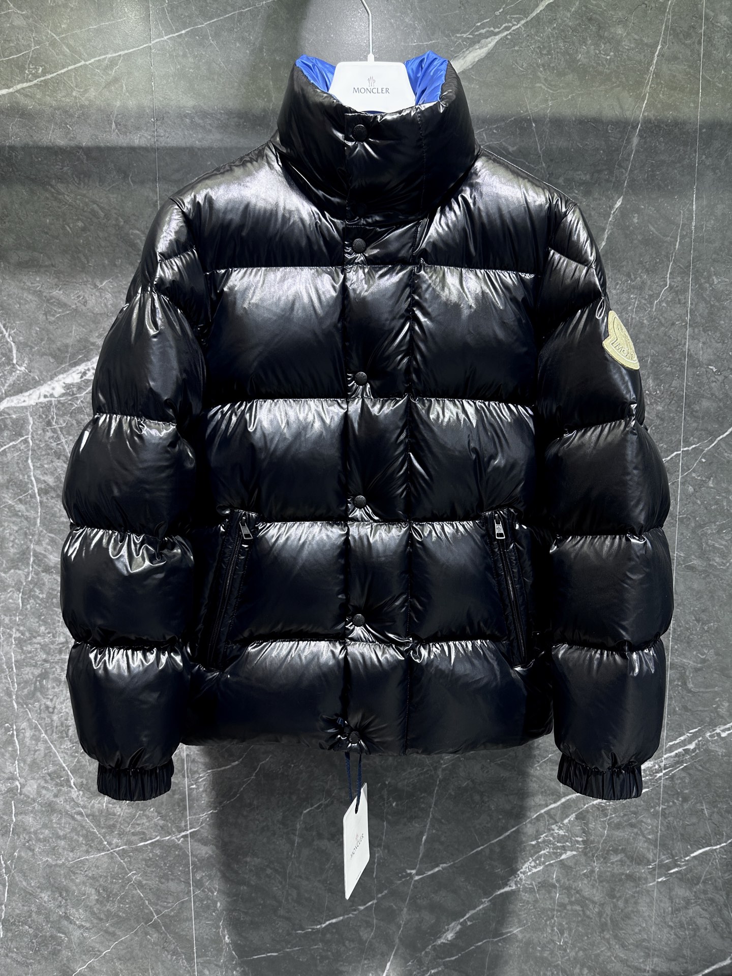 몽클레어 Moncler Dervo 다운재킷