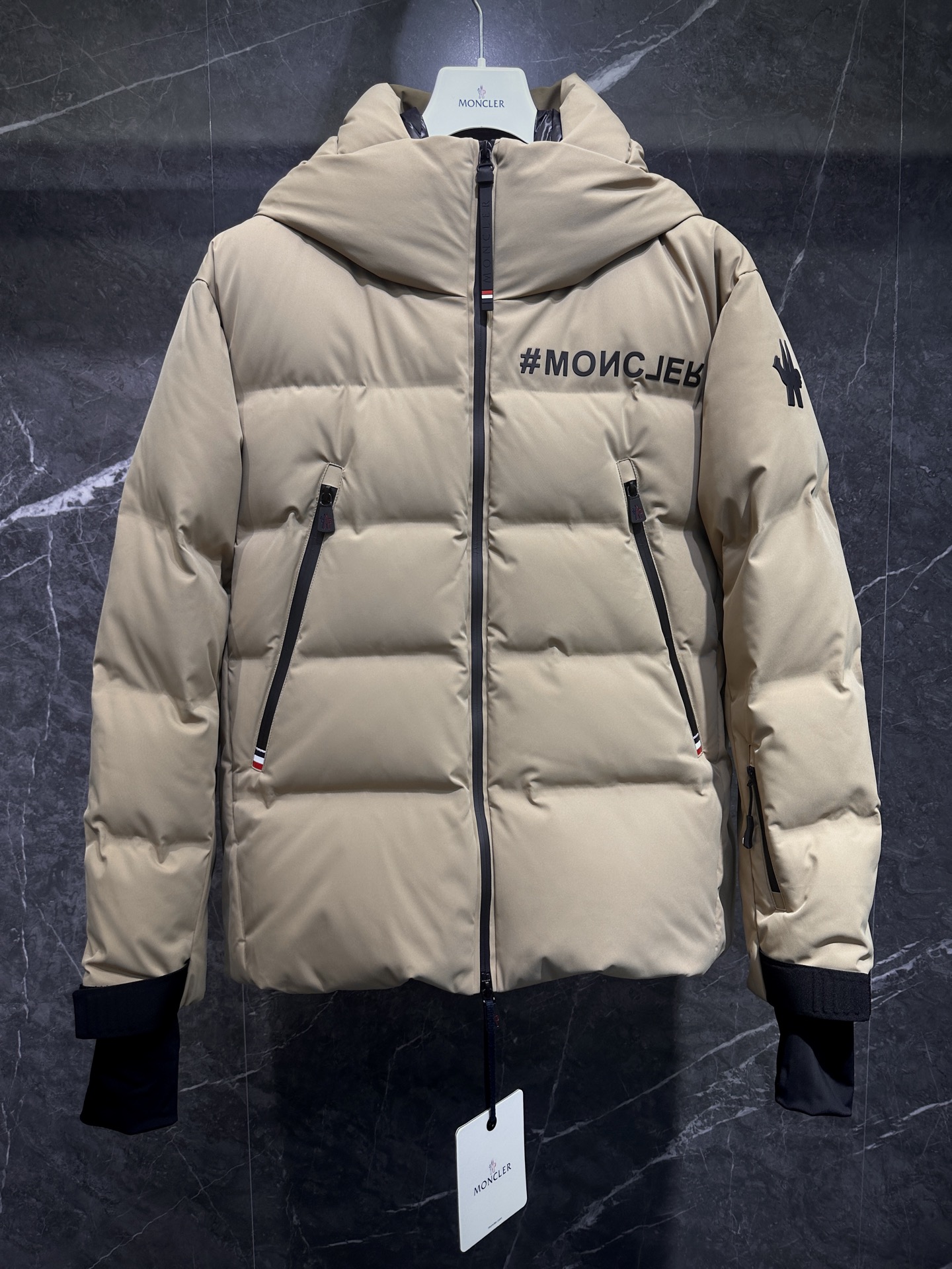 몽클레어 Moncler Fellberg 다운재킷