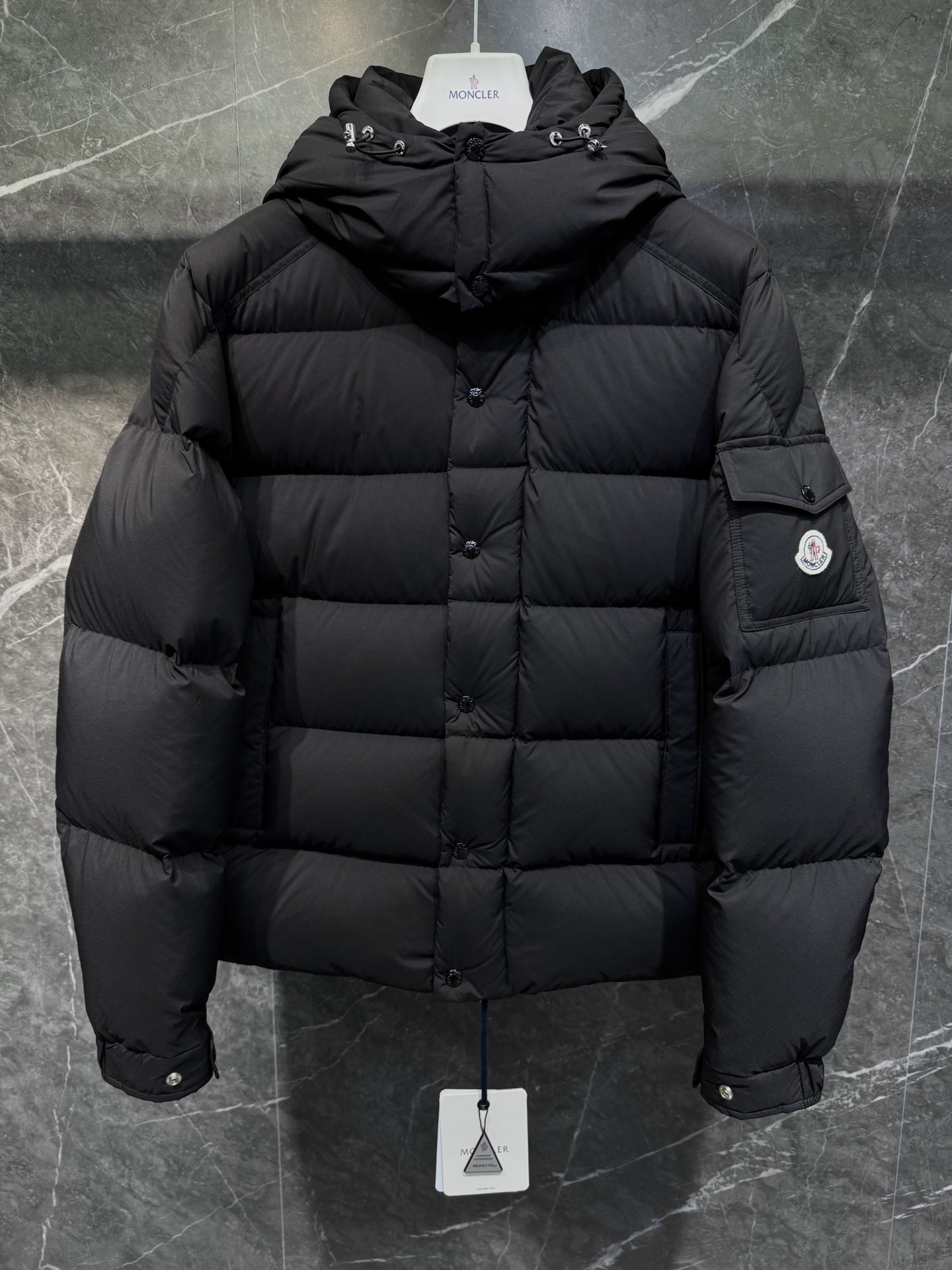 몽클레어 Moncler Vezere 다운재킷