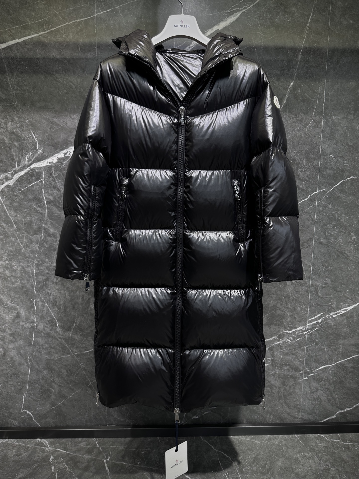몽클레어 Moncler Huppelong 롱 다운재킷。