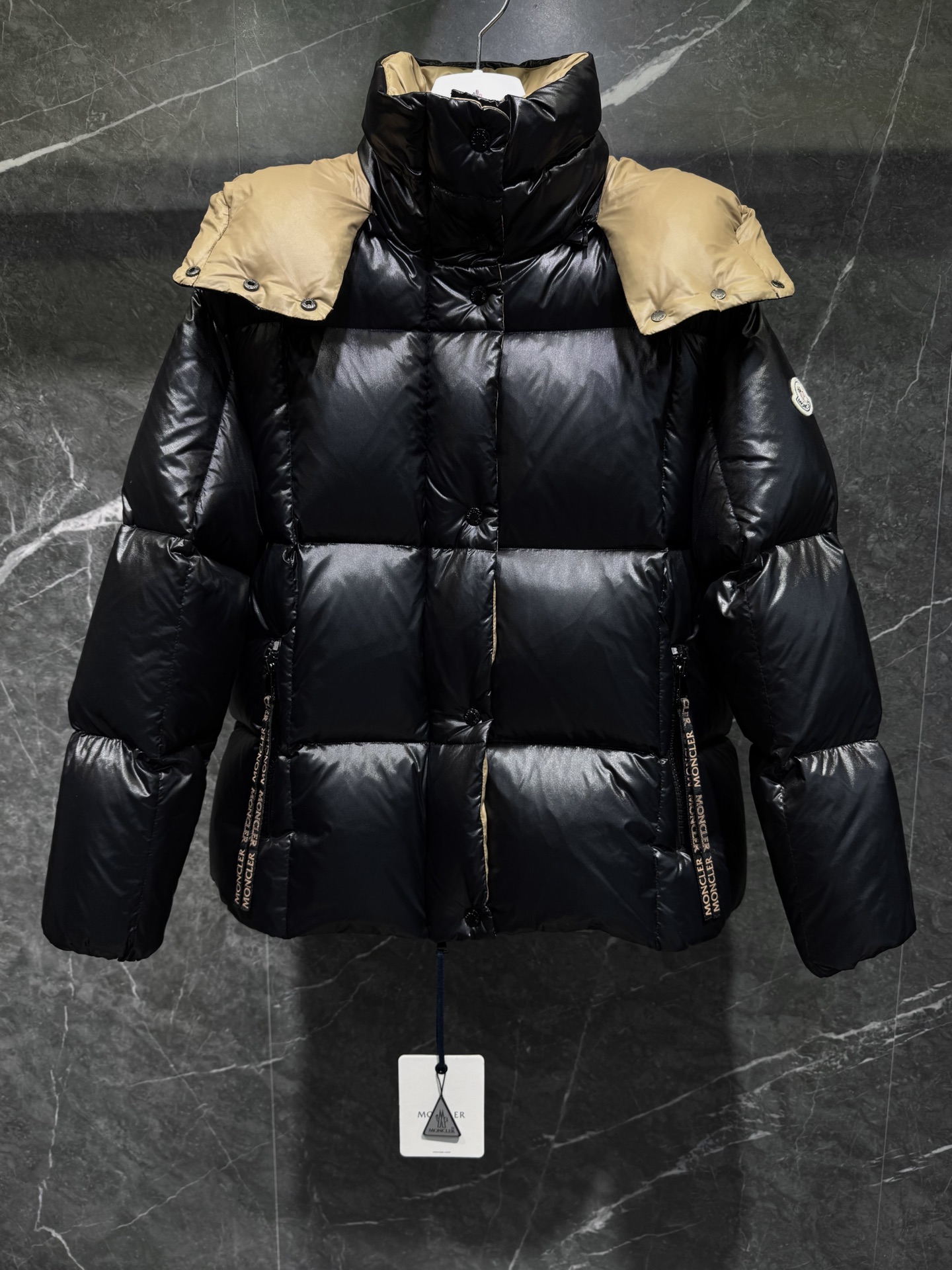몽클레어 Moncler Parana 다운재킷