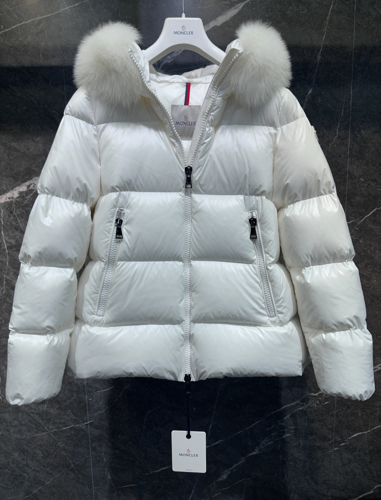 몽클레어 Moncler Laiche  다운재킷