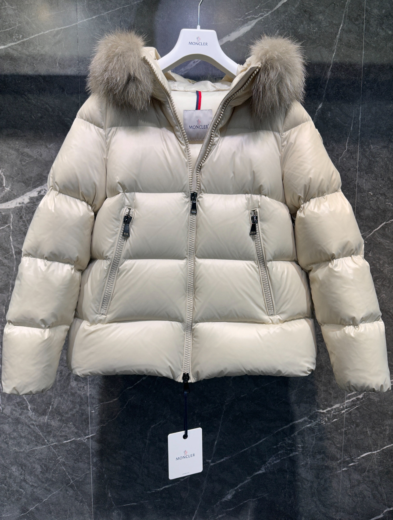 몽클레어 Moncler Laiche 다운재킷