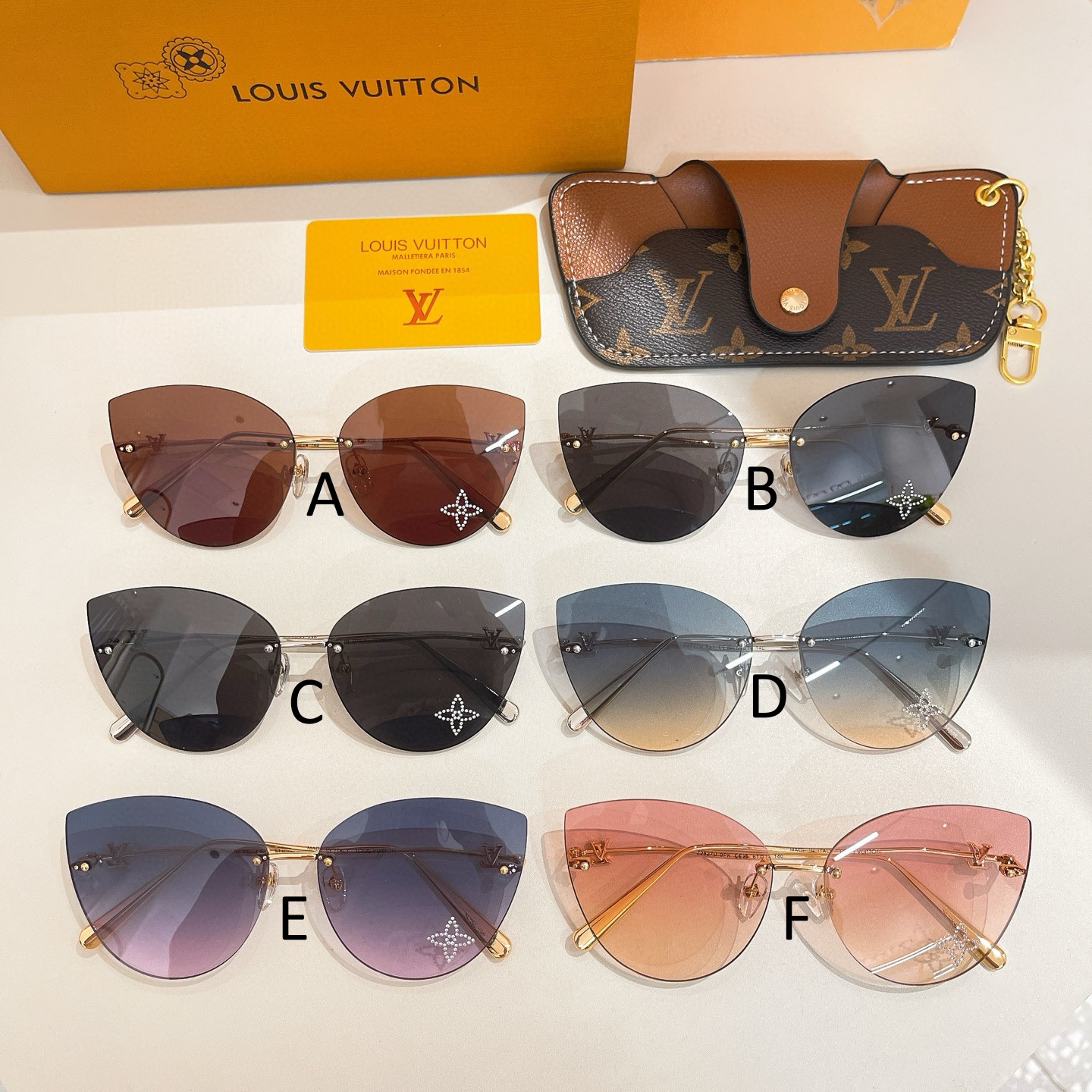루이비통 Louis Vuitton Z2827U 61口14-140