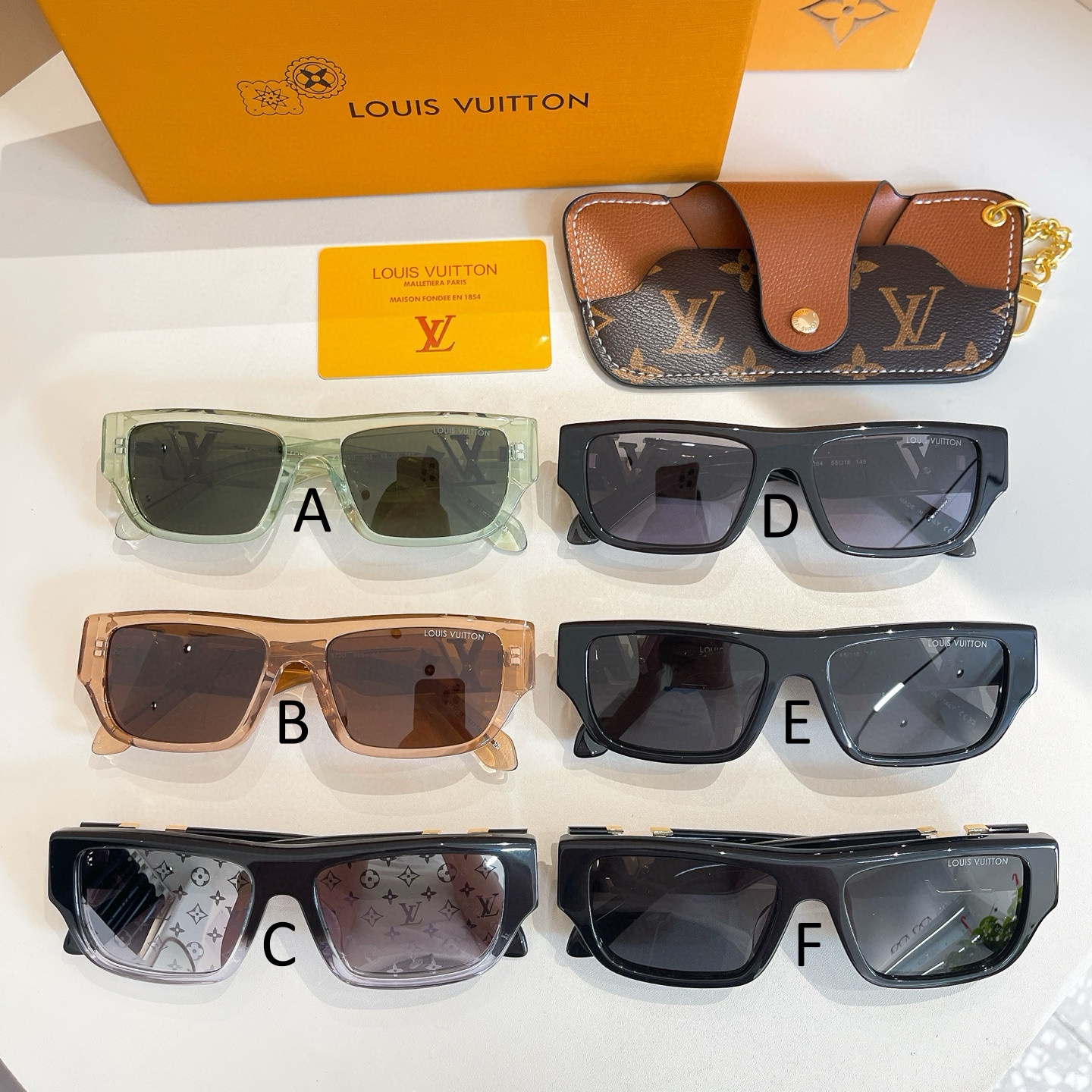 루이비통 Louis Vuitton Z2873U 55口18-145