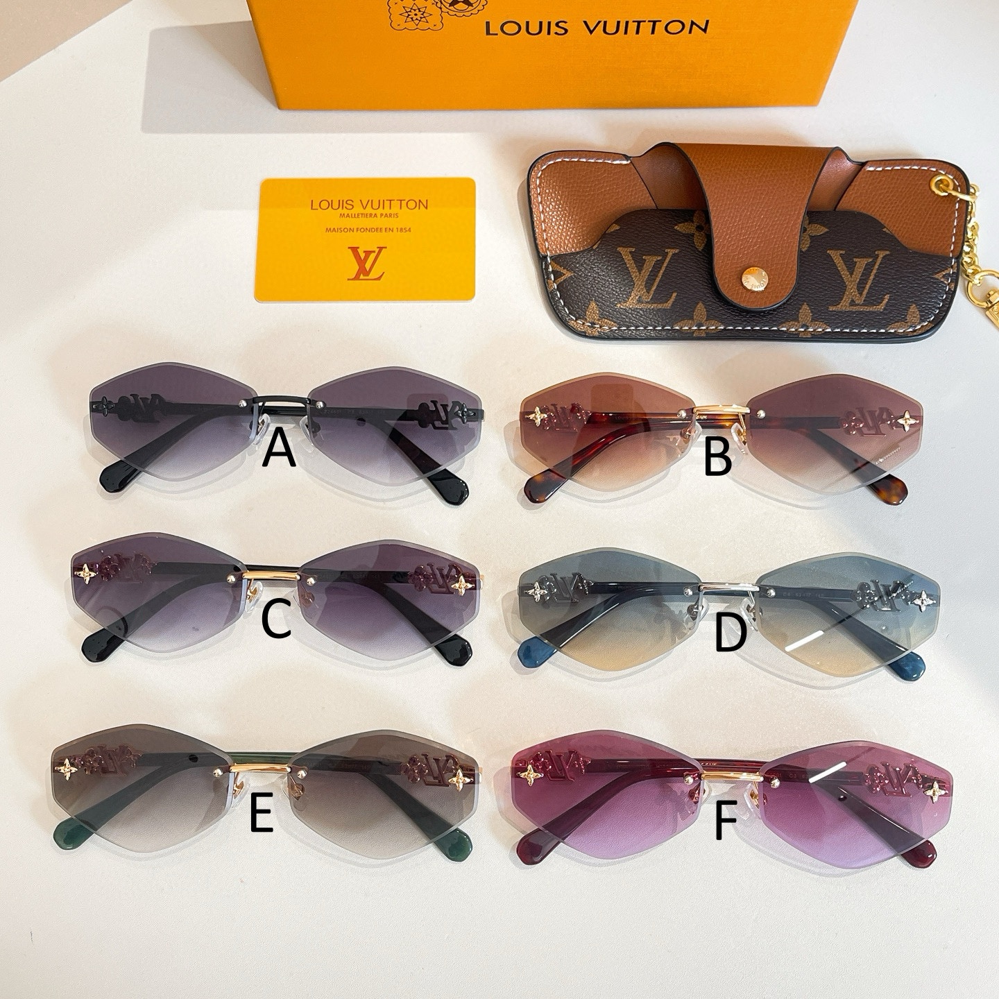 루이비통 Louis Vuitton Z24601 63口17-145