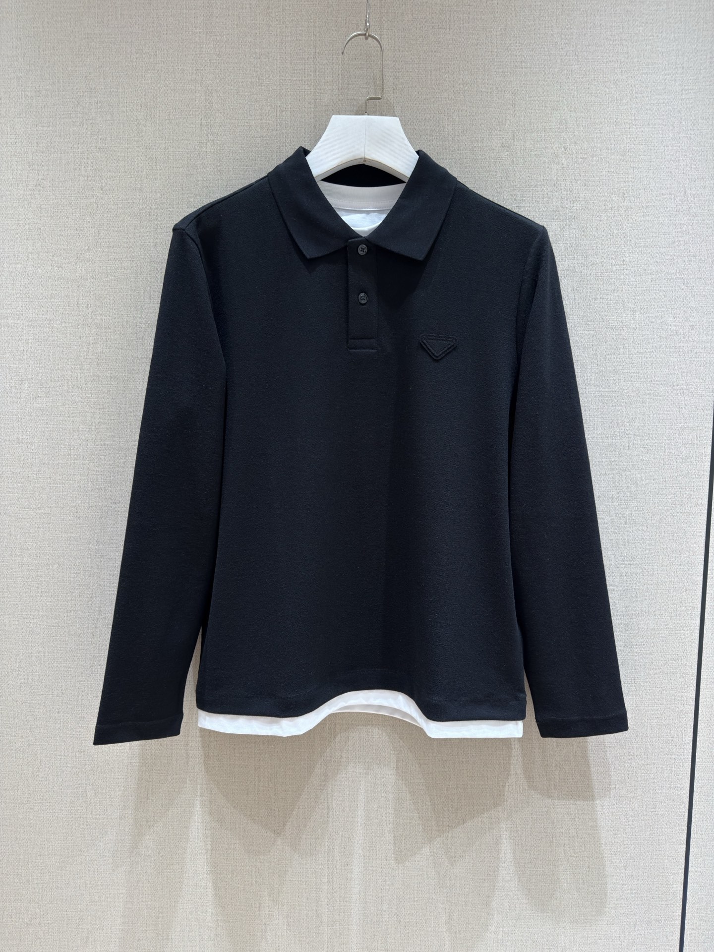 프라다 Prada 긴팔 티셔츠