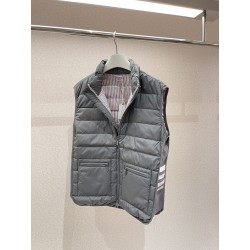 톰브라운 Thom Browne 조끼 패딩