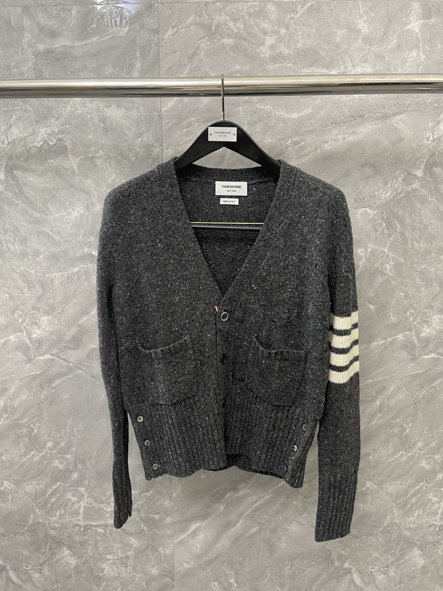 톰브라운 Thom Browne 가디건