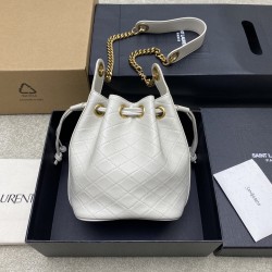 생로랑 Saint laurent/YSL 840886 Cassandre Bucket Bag in Lambskin Blanc Vintage