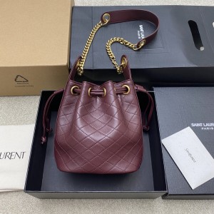 생로랑 Saint laurent/YSL 840886 Cassandre Bucket Bag in Lambskin Rouge Cabernet