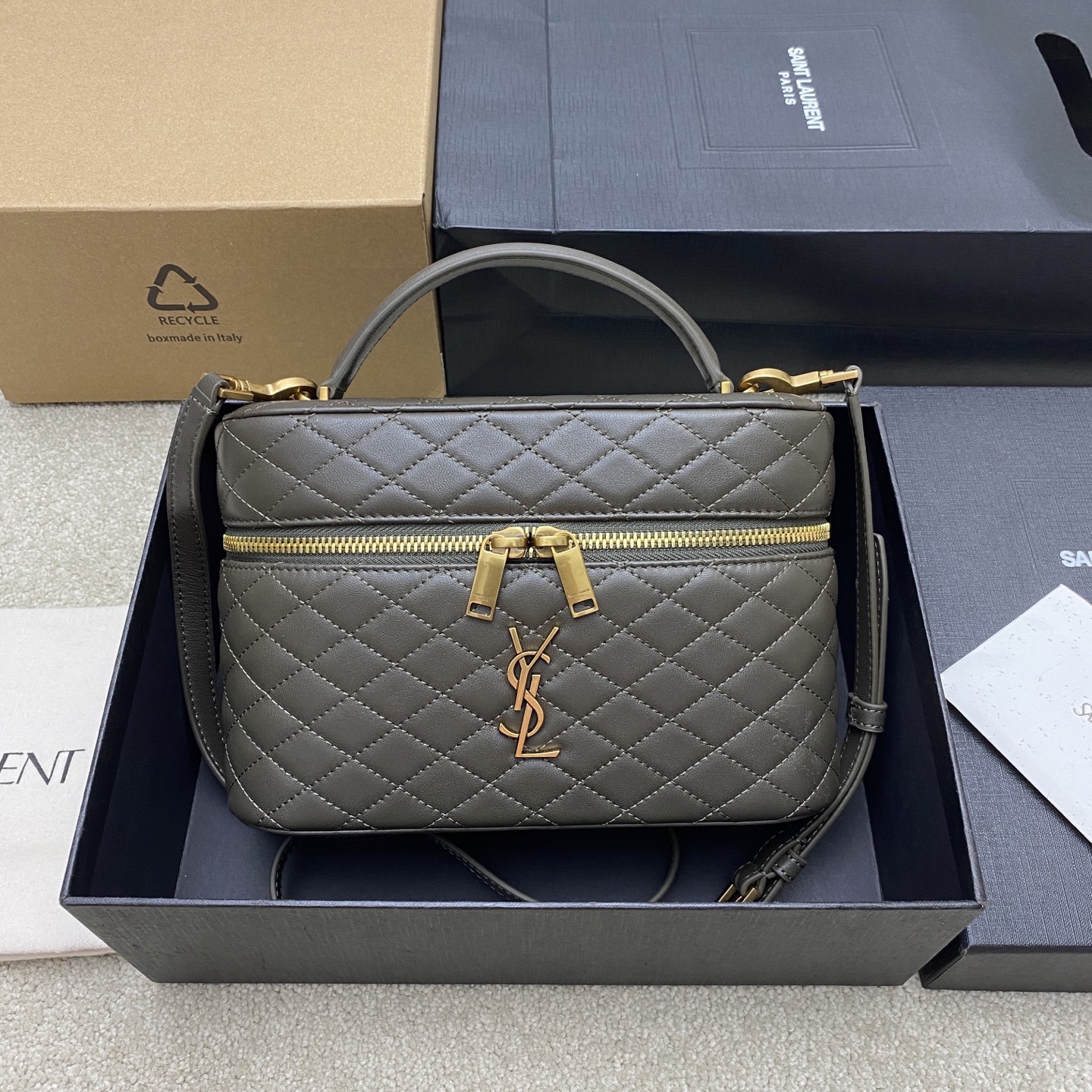 생로랑 Saint laurent/YSL 851572 Gaby Large Vanity Bag in Lambskin 22.5cm