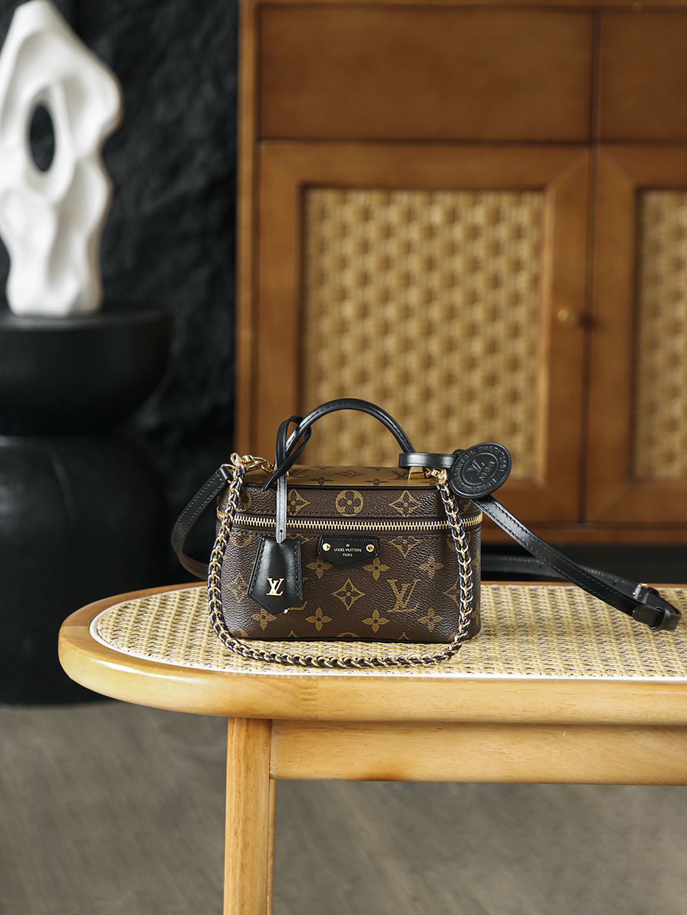 【AS】루이비통 Louis Vuitton M47125 Vanity Chain Pouch Monogram Reverse 19CM