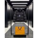 루이비통 Louis Vuitton 다운재킷 1AFA16
