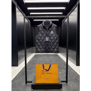 루이비통 Louis Vuitton 조끼 패딩