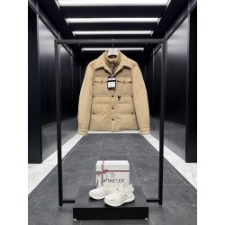 몽클레어 Moncler Lech 다운재킷