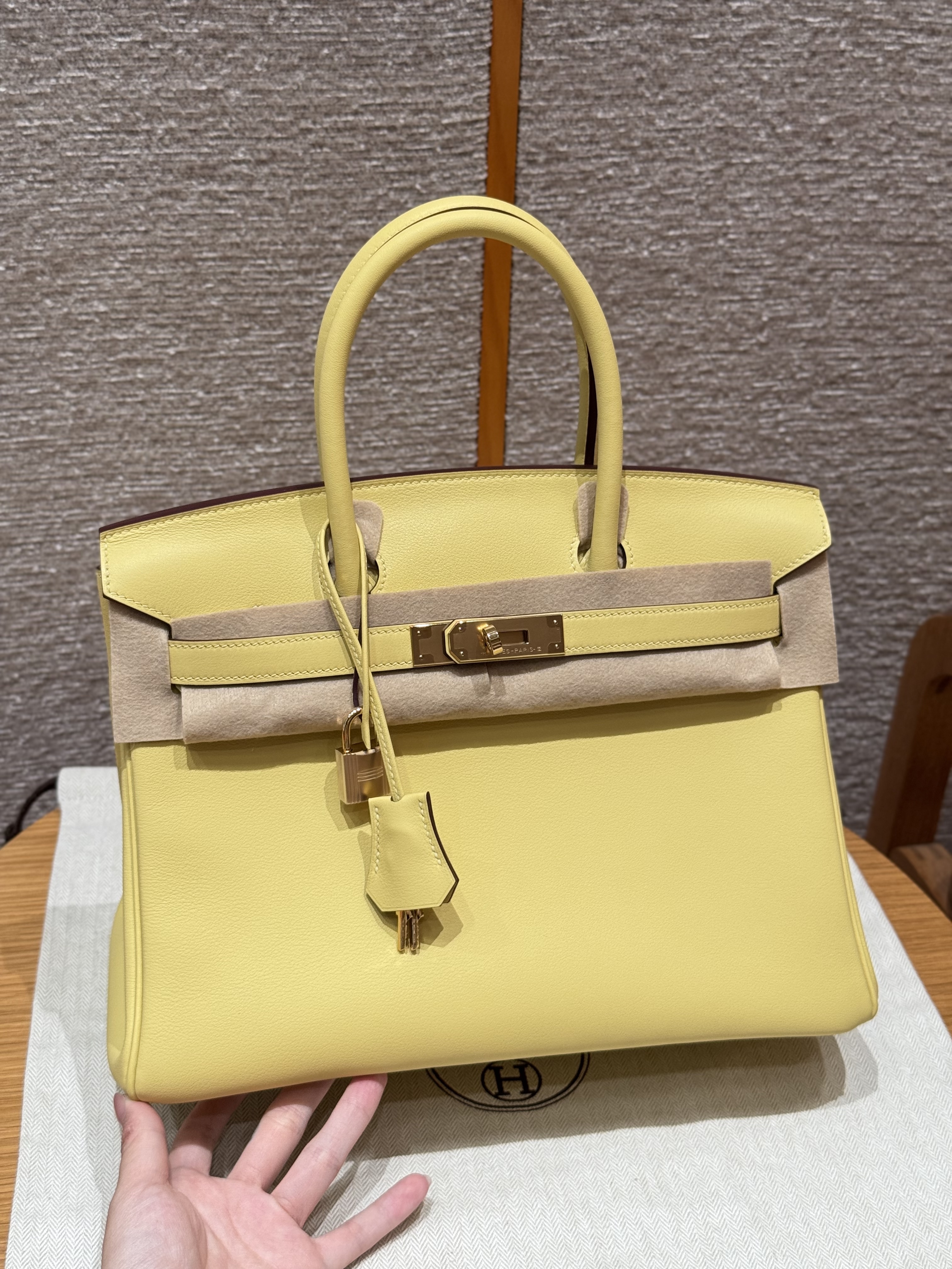 에르메스 Hermes Birkin 30cm Swift 1Z Jaune Poussin/gold