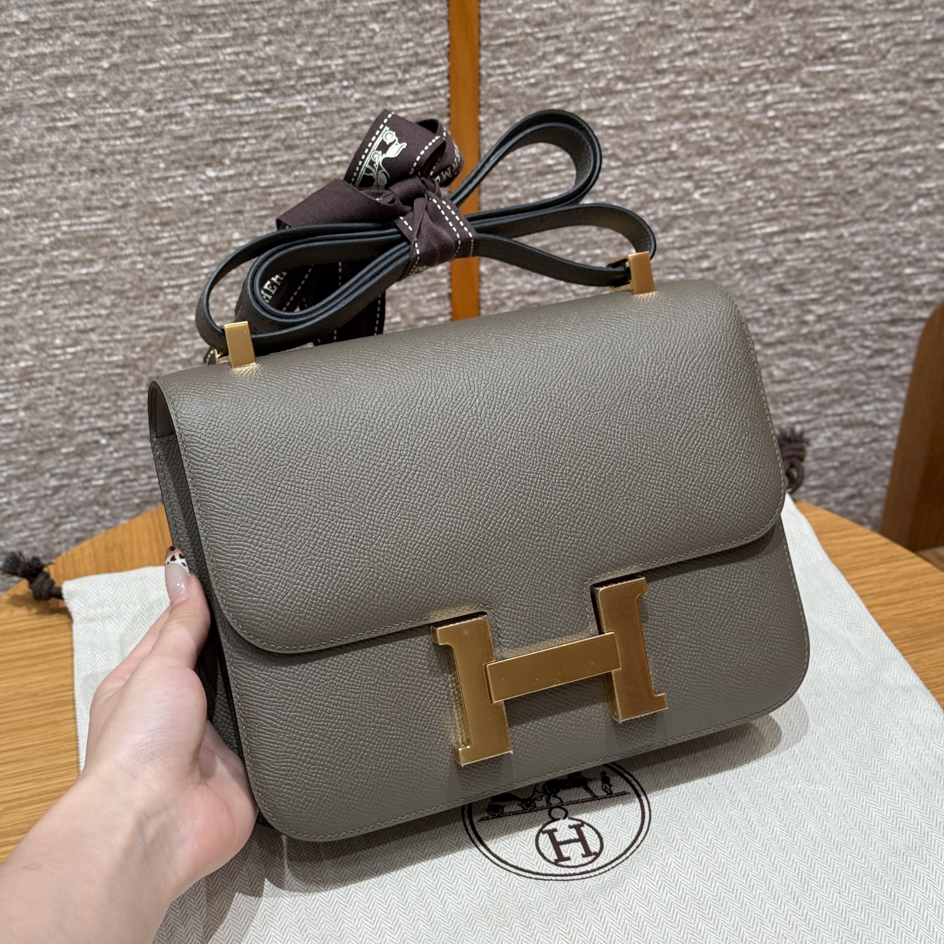 에르메스 Hermes Constance with mirror 24cm Epsom 8F Etain/gold