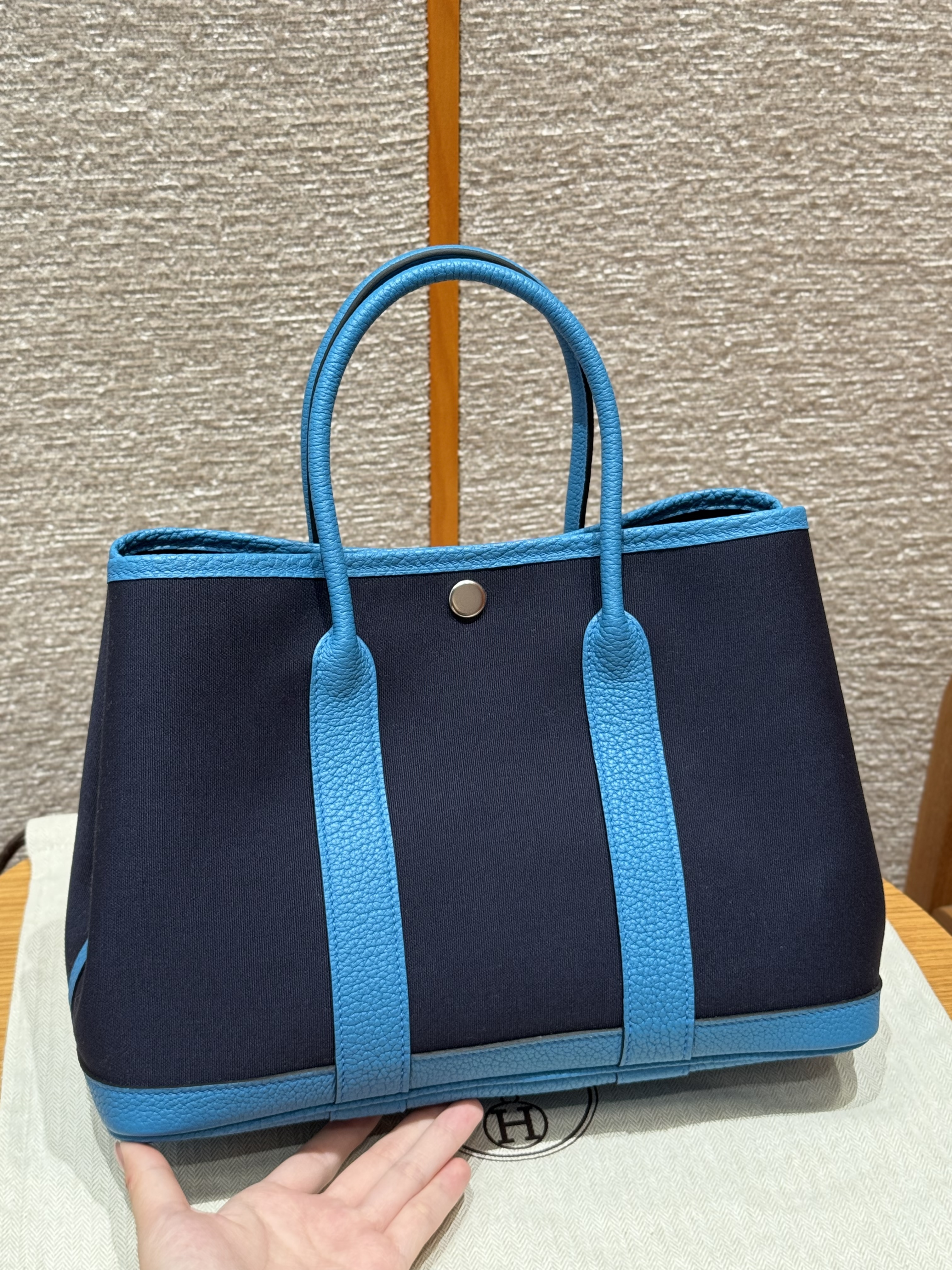 에르메스 Hermes Garden party 30cm Canbas and Negonda 89 Noir and B3 Blue Zanzibar