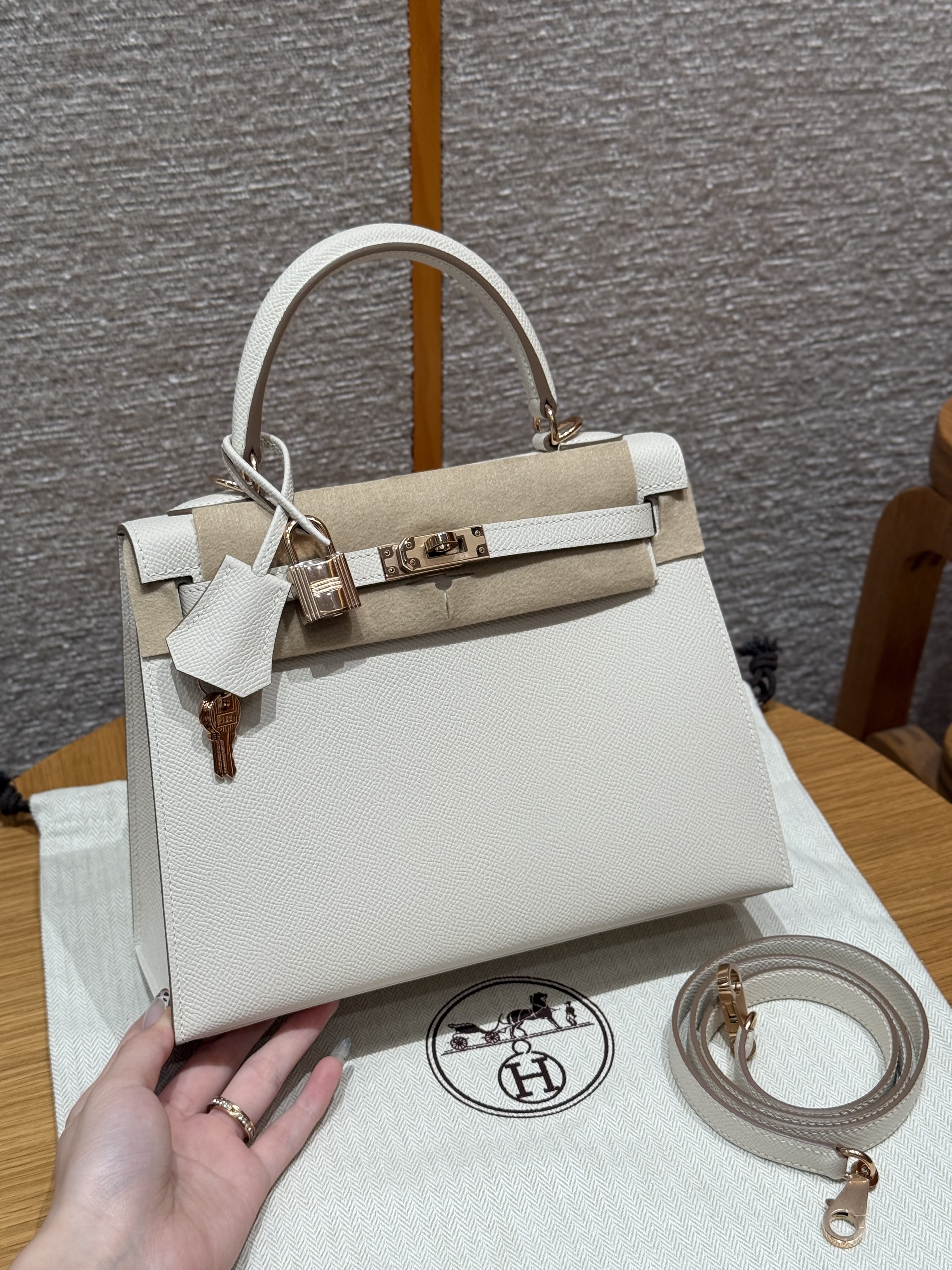 에르메스 Hermes Kelly 25cm Epsom 10 Craie/Rose gold