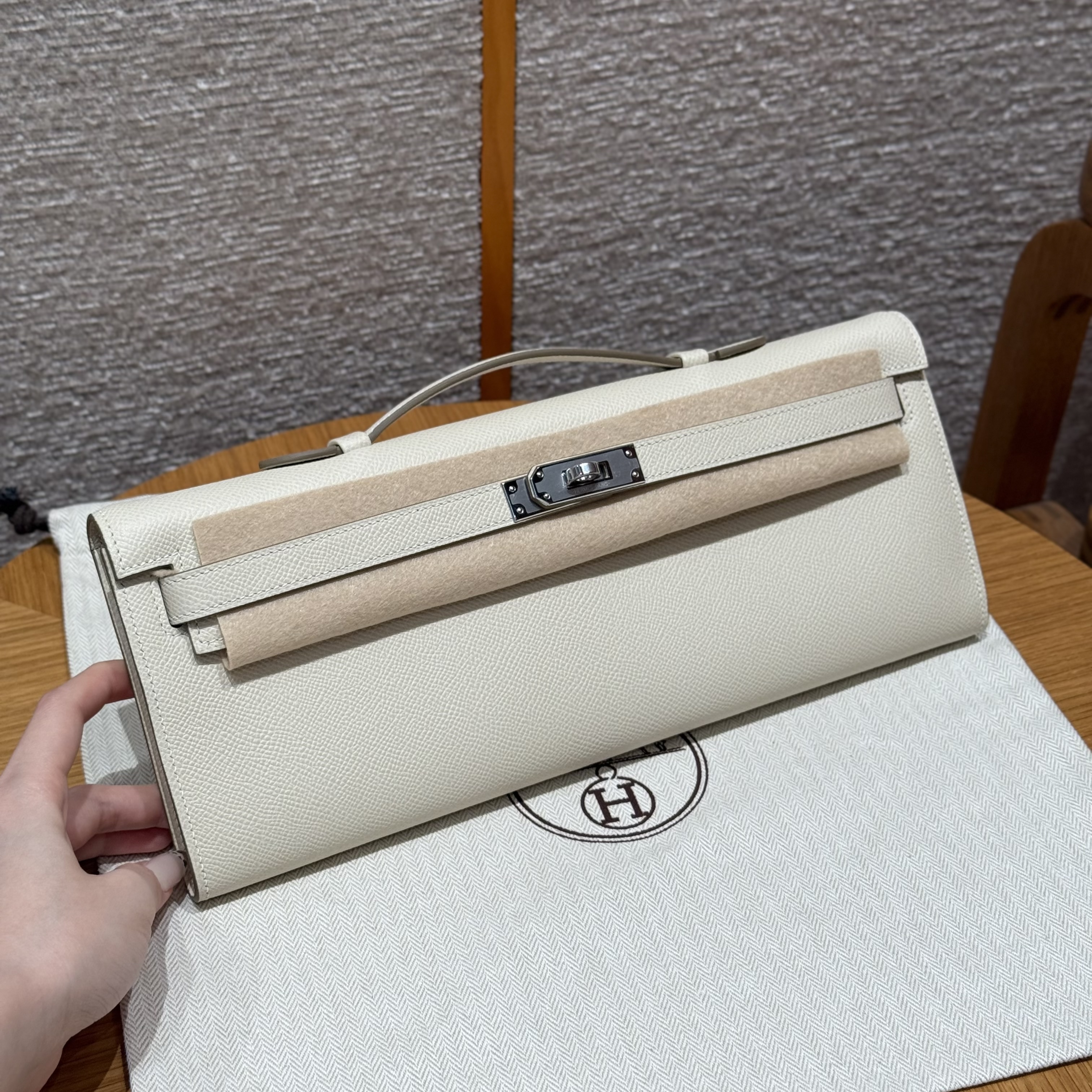 에르메스 Hermes Kelly cut 31cm Epsom 10 Craie/silver