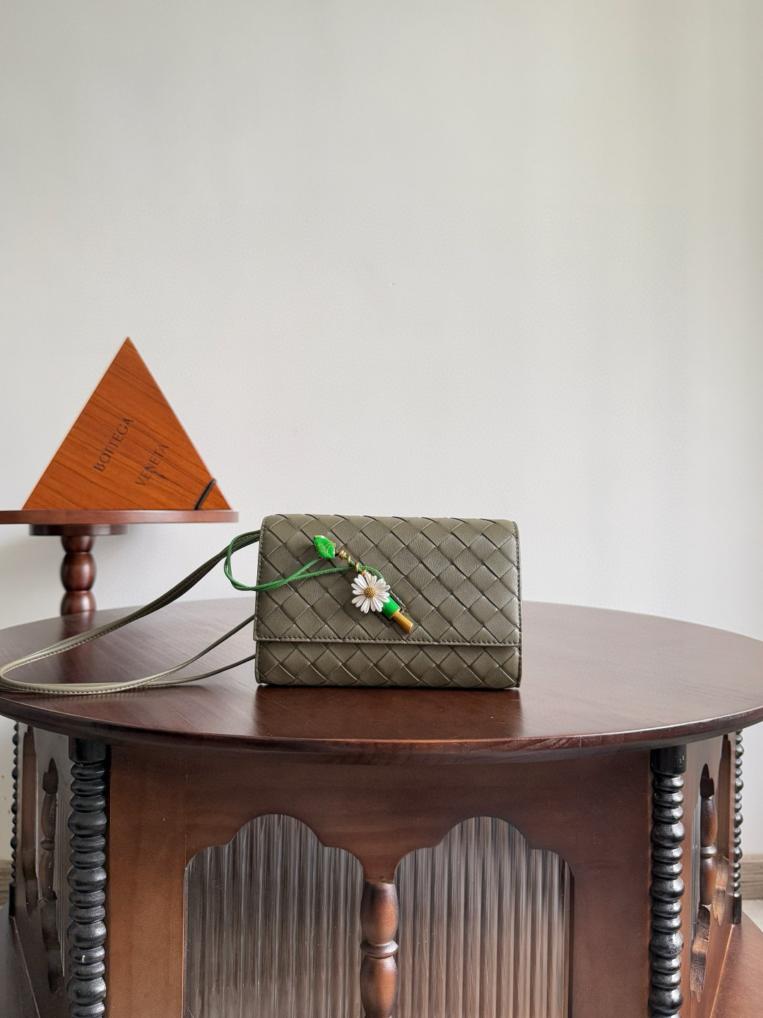 보테가 베네타 Bottega Veneta 838870 Andiamo 19cm