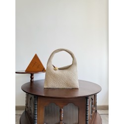 보테가 베네타 Bottega Veneta 826196 Tosca Baci 31cm