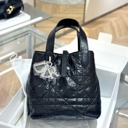 디올 Dior Small Dior Toujours Vertical Tote Bag Black 18.5cm