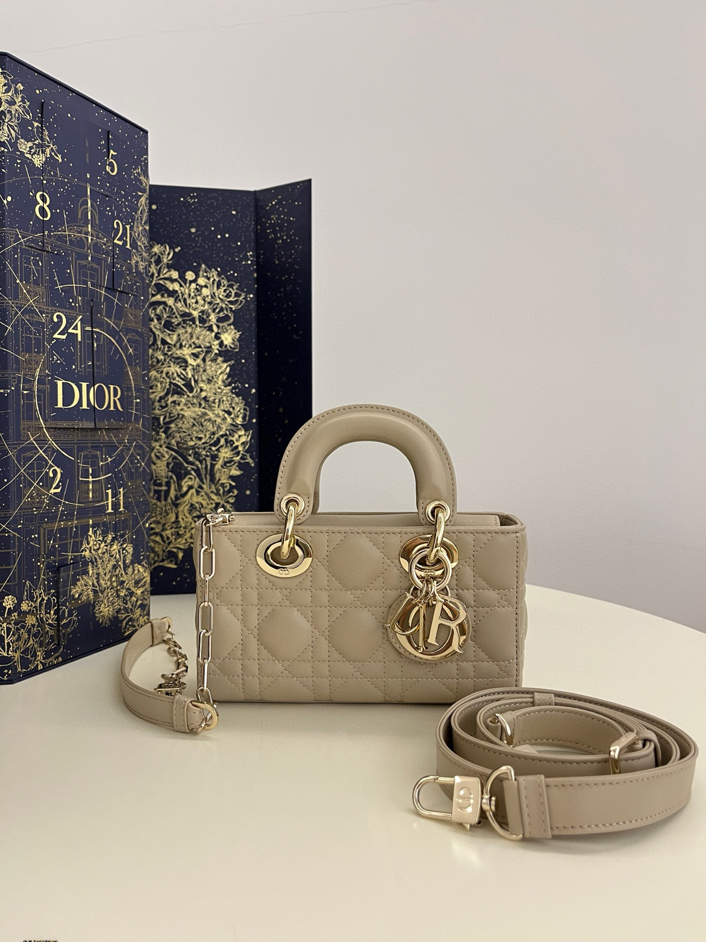 디올 Dior Mini Lady D-Joy Bag Apricot 19cm