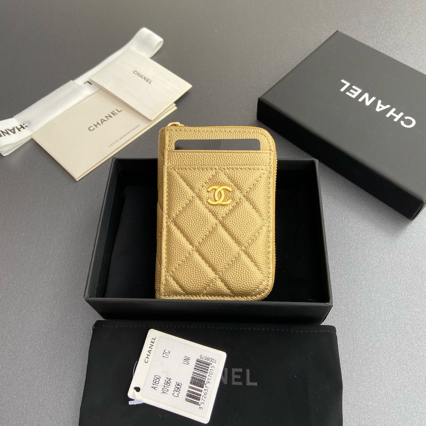 샤넬 Chanel 1650 Card Holder gold 7.5cm