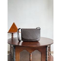 보테가 베네타 Bottega Veneta 843836 Veneto Flap 25cm