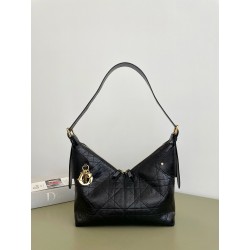 디올 Dior Medium Voyage Bag Black 28cm