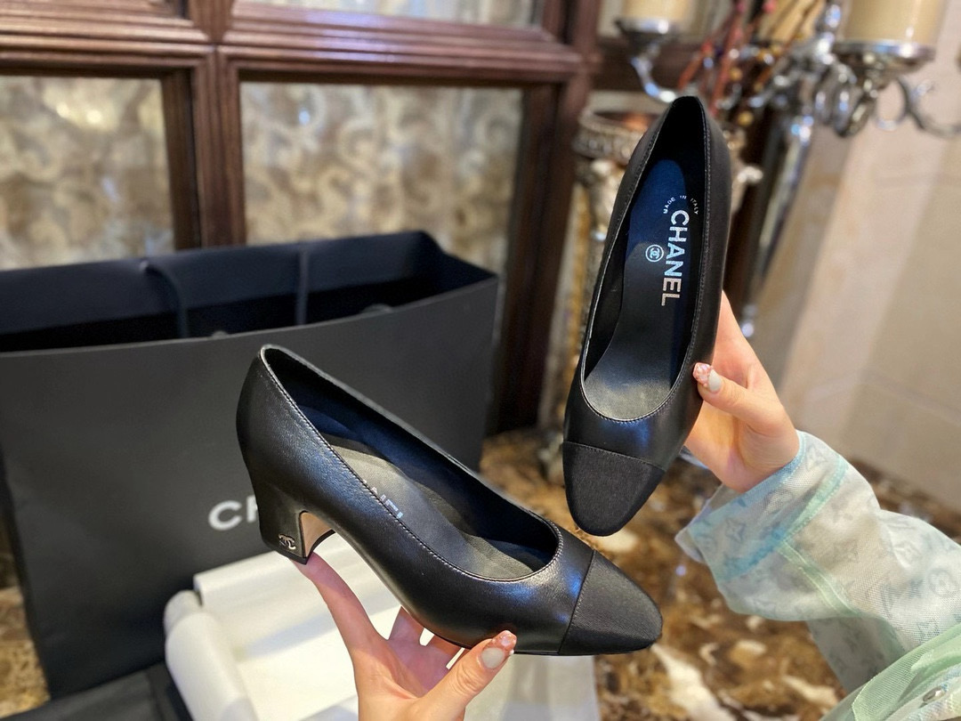 샤넬 CHANEL 하이힐 Black