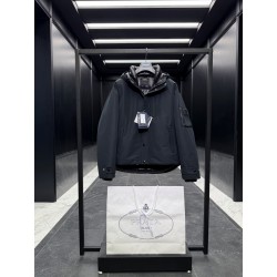 프라다 Prada 다운재킷