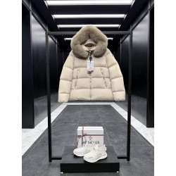 몽클레어 Moncler Laichefur 다운재킷