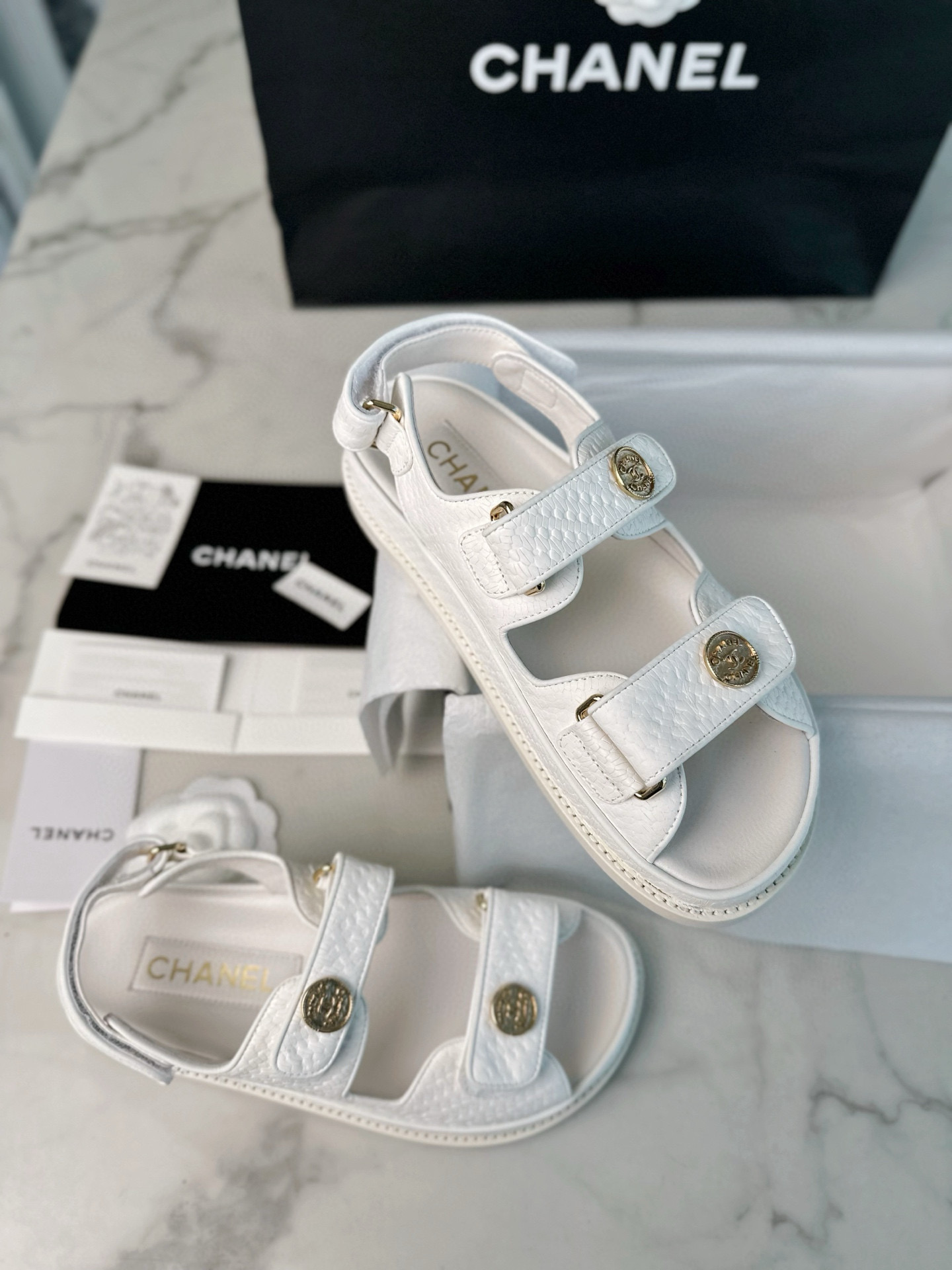 샤넬 CHANEL 샌들 White gold